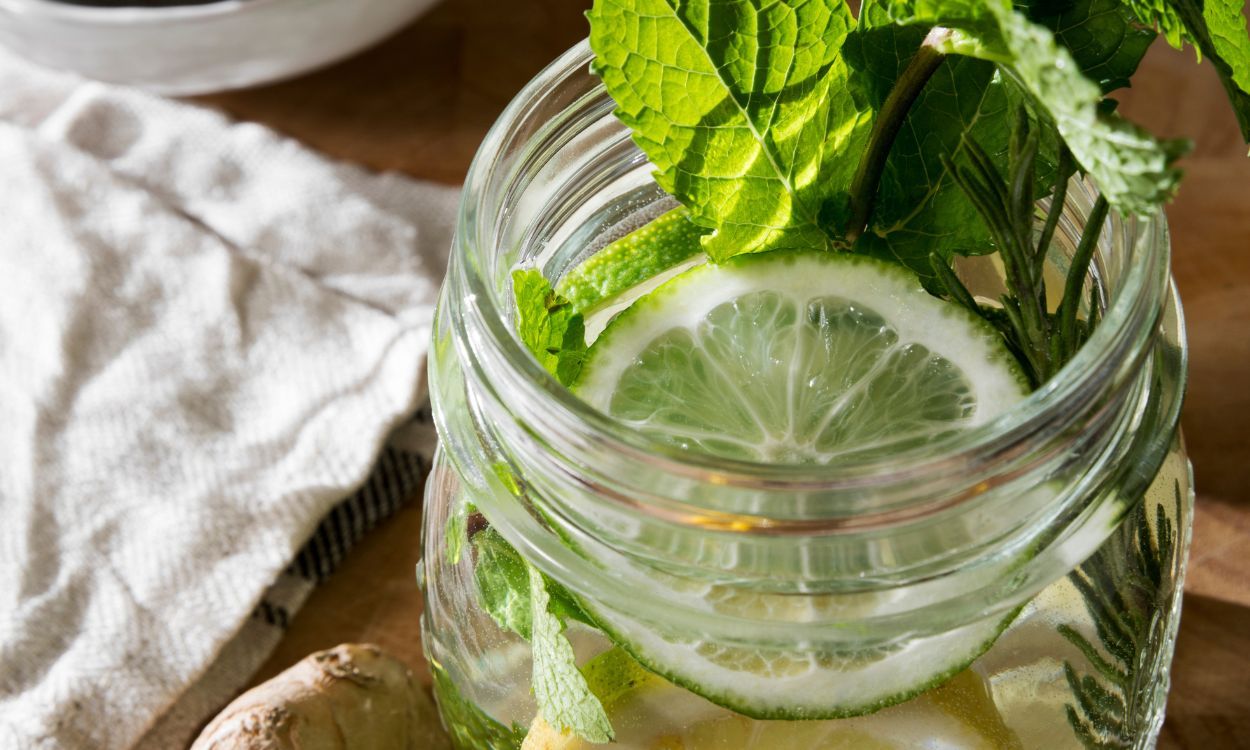 Calm Thyroid: Lemon Balm Solution?