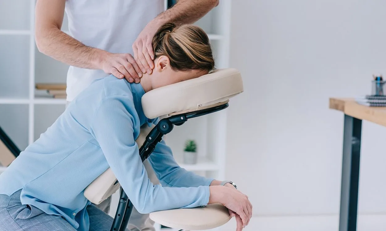 Neck pain reducer - Komfort Chair