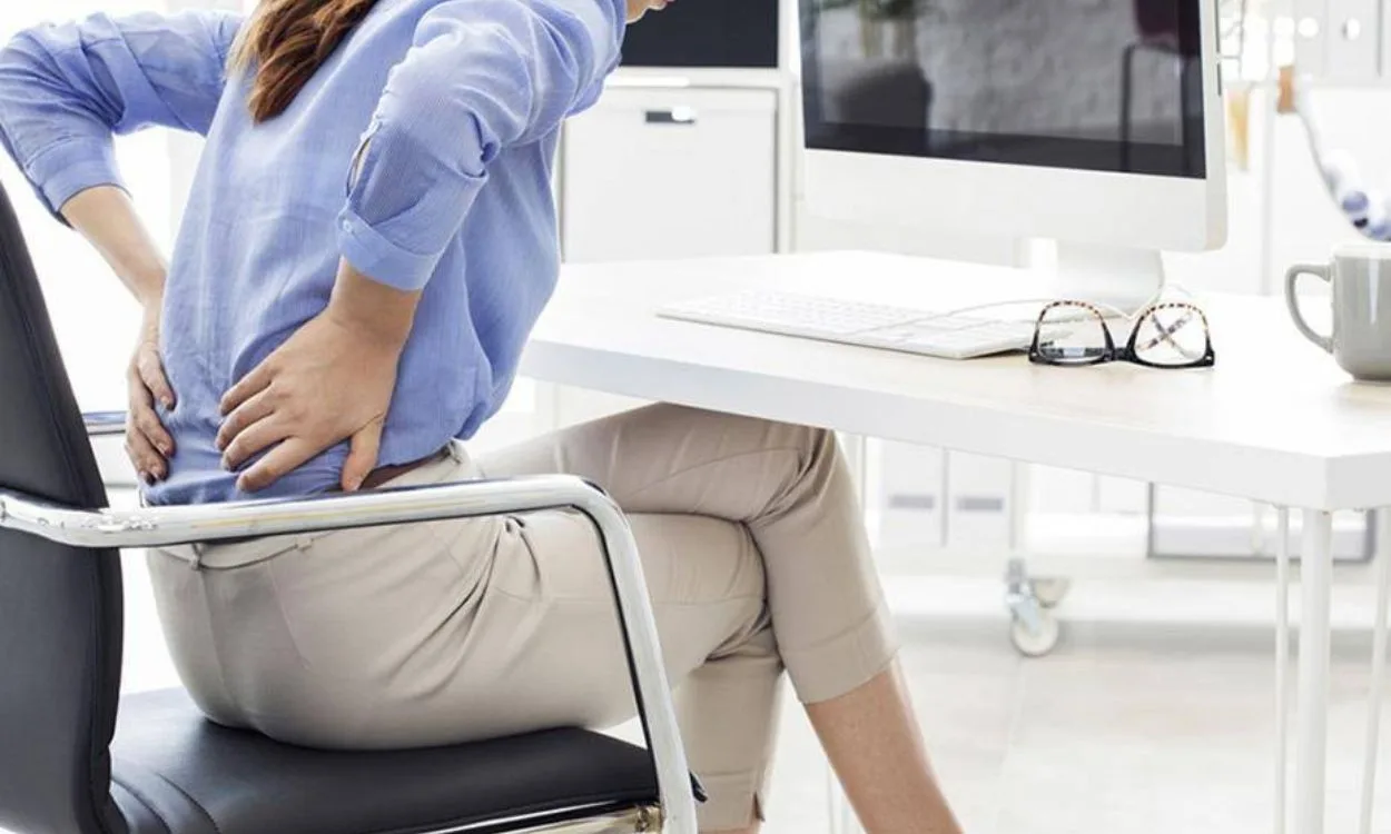 Can upper back pain be linked to posture? - FITPAA